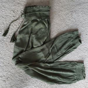 Aerie flowy pants